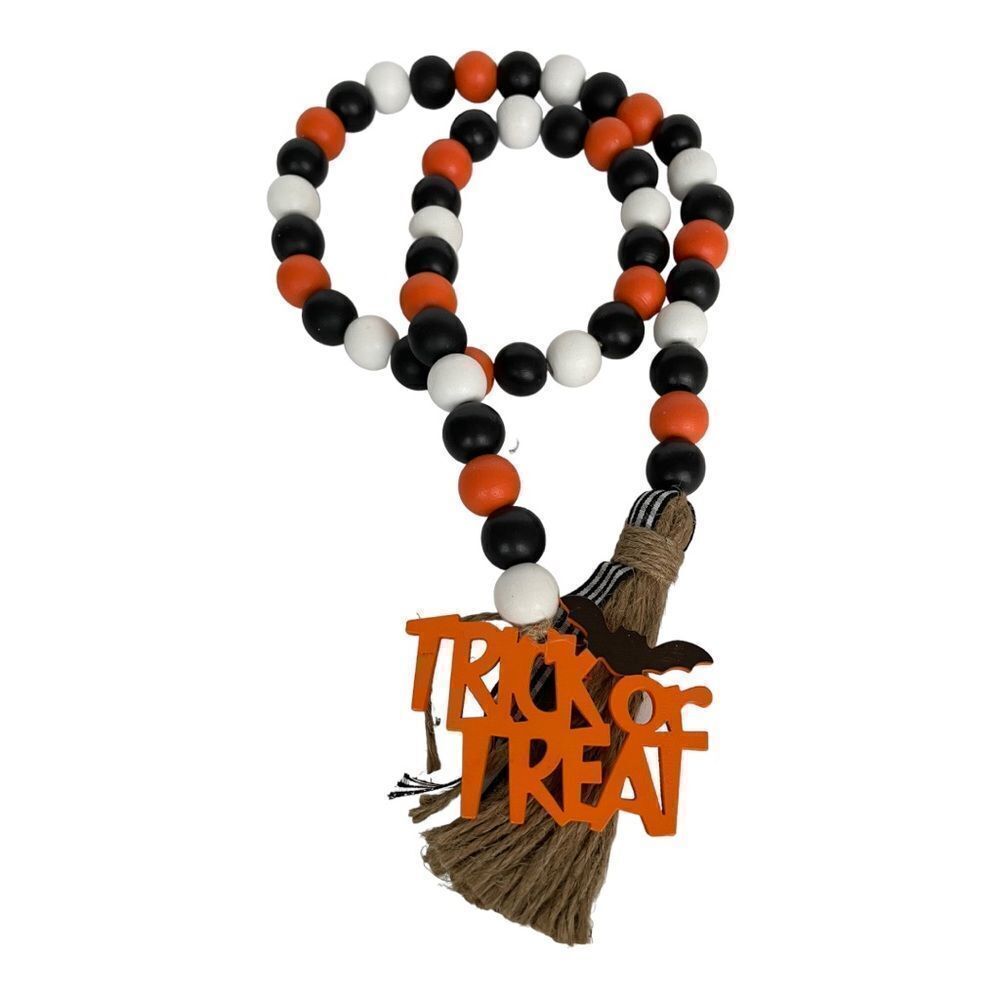 ‎2/$30 SPOOKY HALLOWEEN ‘TRICK OR TREAT’ GARLAND